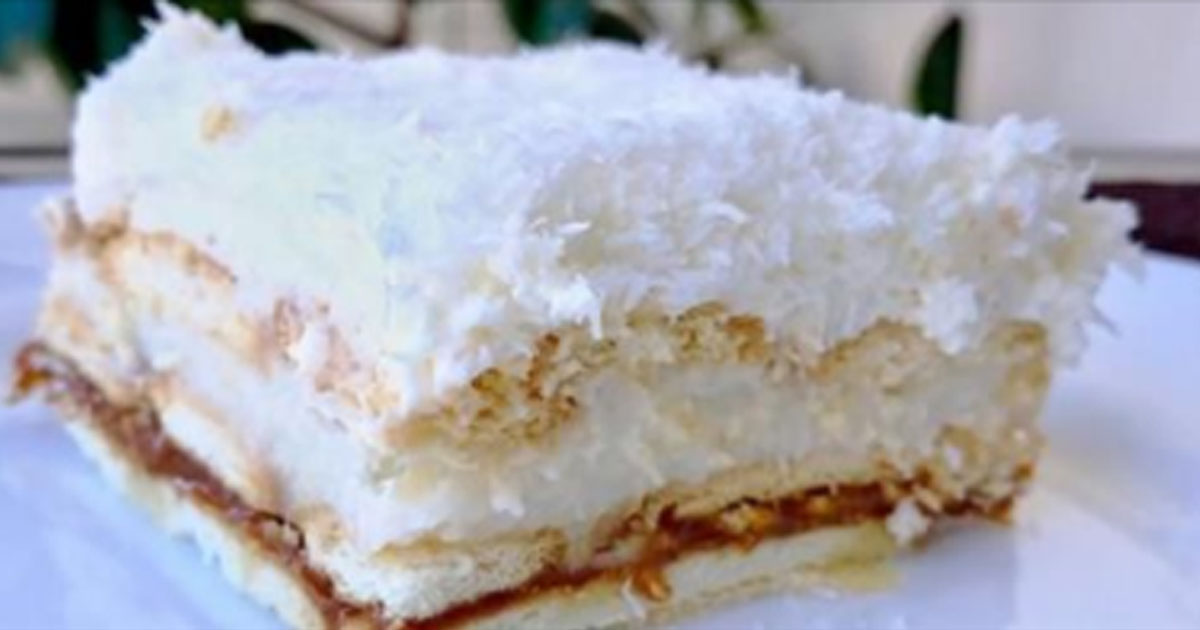 Восхитительный торт «Рафаэлло» со сгущенкой без выпечки