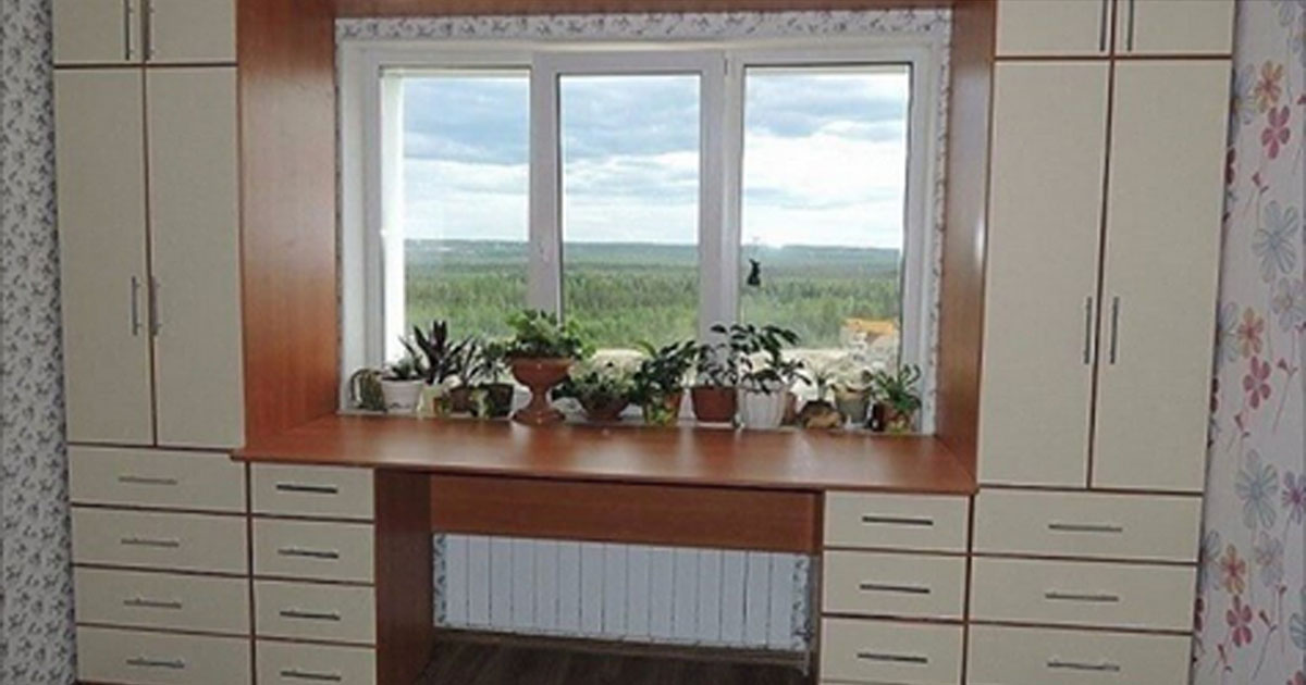 Шкаф вокруг окна: идеальное решение для небольшой квартиры!