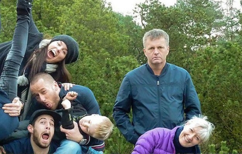 20 смешных и нелепых семейных фотографий или вот почему дети стесняются своих родителей