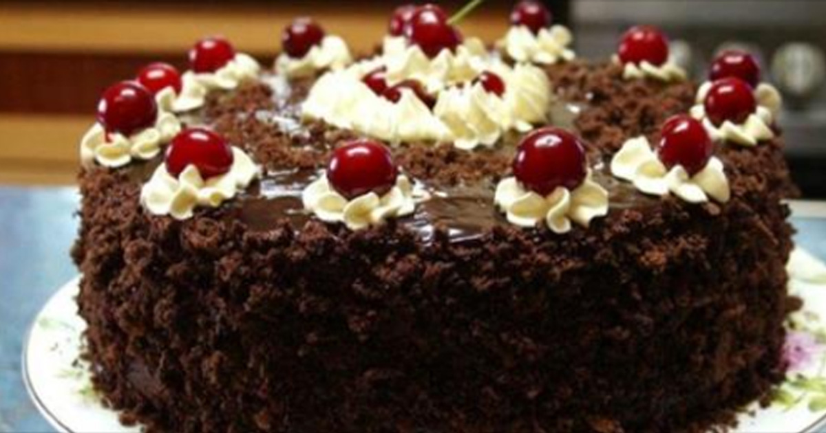 Великолепный торт «Пьяная вишня в шоколаде», который придется по душе каждому