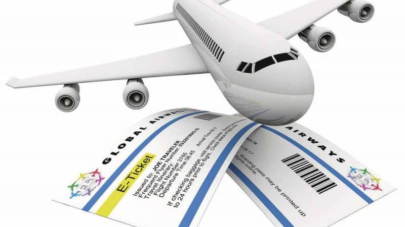 6 способов купить билет на самолет по цене билета в кино