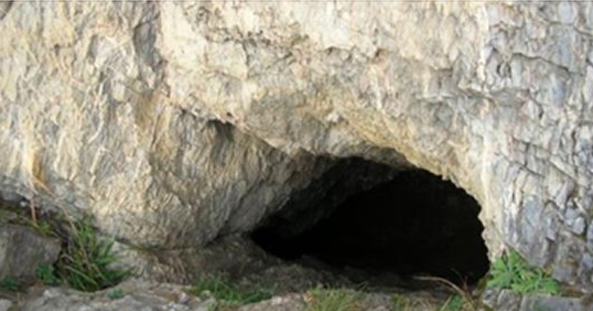 Ра Полетт создает удивительные рукотворные пещеры в Нью-Мексико.(Видео)