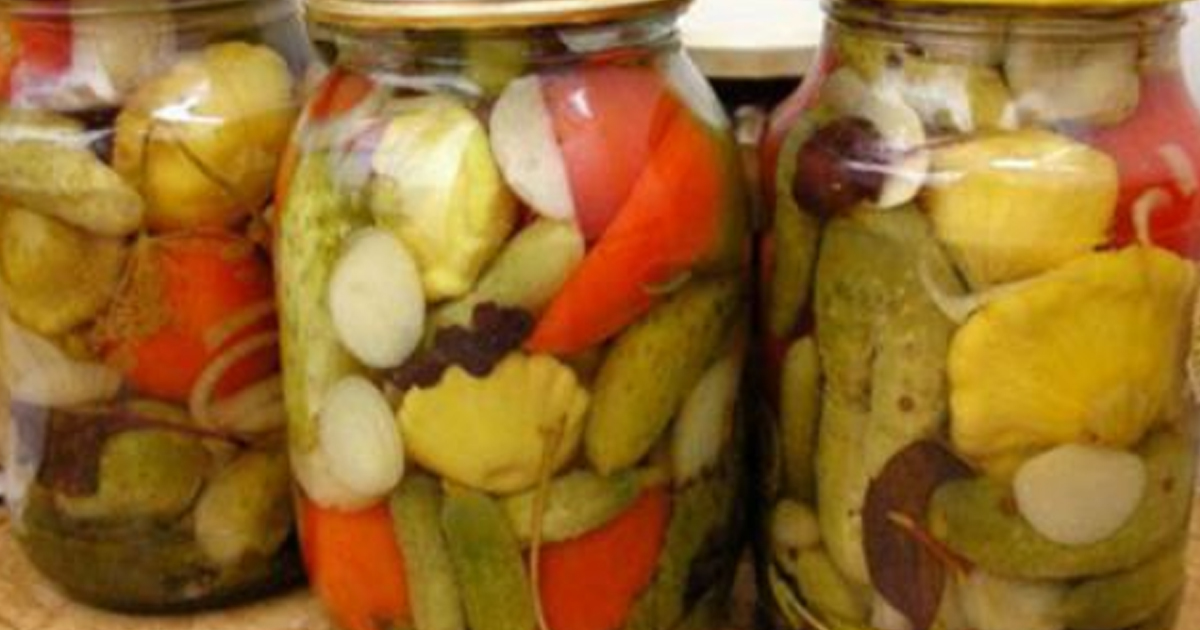 Обалденные маринованные овощи в одной банке: вкусно и красиво